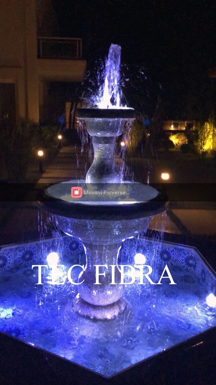 Chafariz iluminado